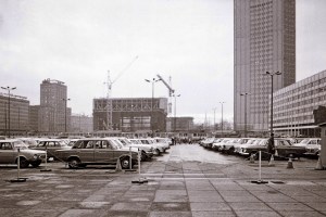 Leipzig, Karl-Marx-Platz am Nachmittag, Dezember 1978
