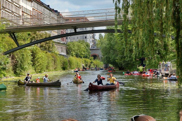 Leipzig, zu Pfingsten '15 auf dem Wasser am Kanal