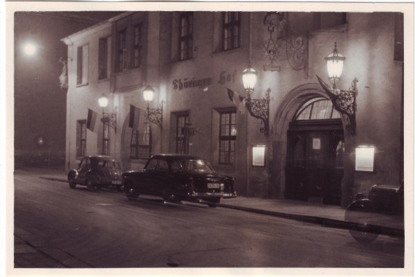 L_1956_03_Burgstr_THof.pk